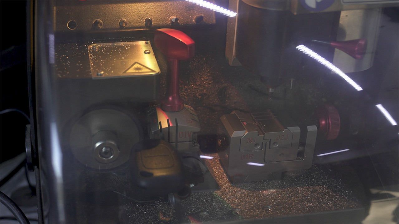 key cutting machine